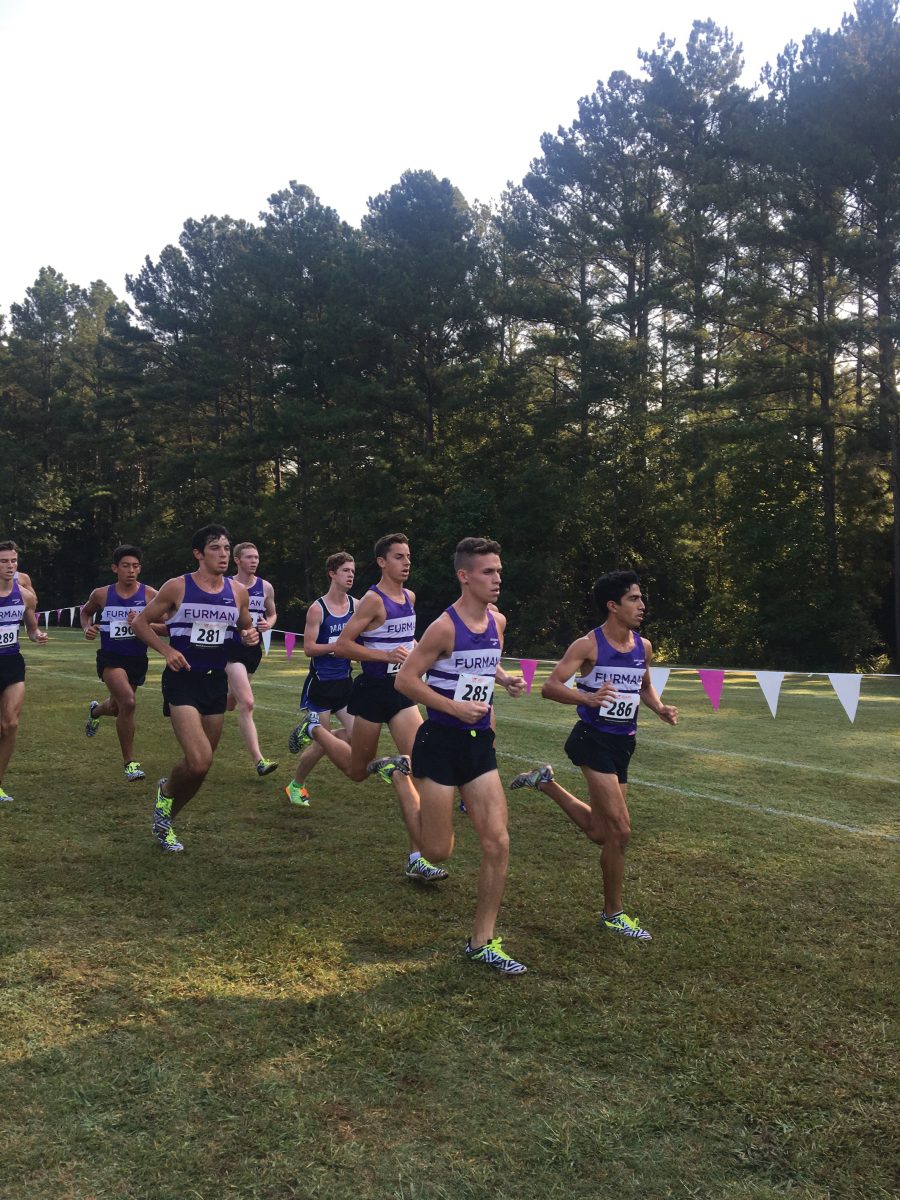 Off to The Races: Both Cross Country Teams Take Victories in First Invitationals