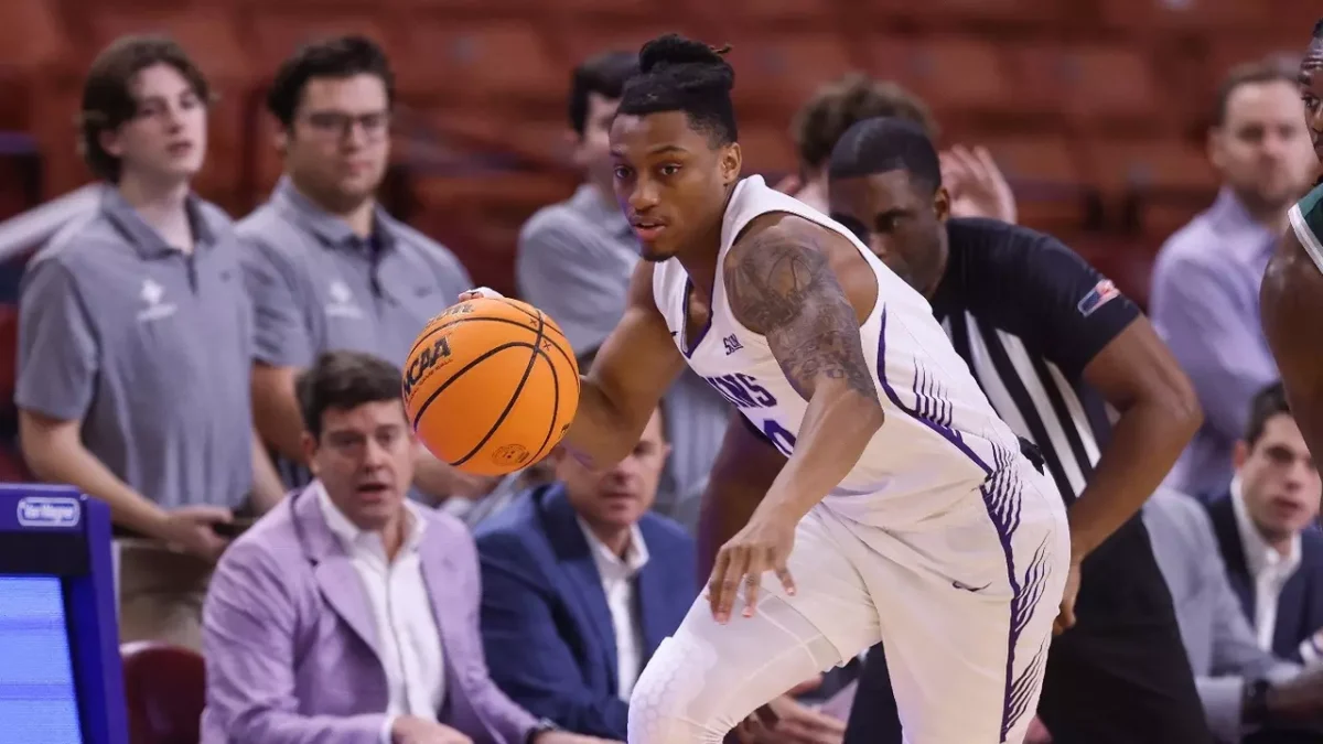 3-Point Barrage Propels Furman Basketball over Tulane, 75-67