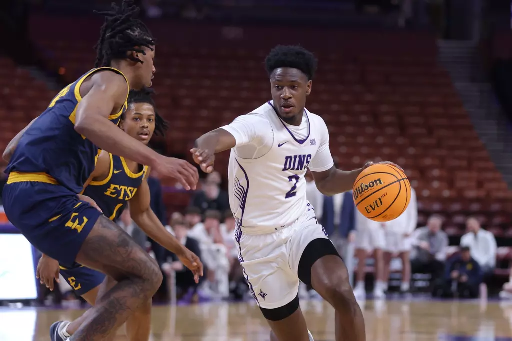 Furman Triumphs Against ETSU At Home 73-70