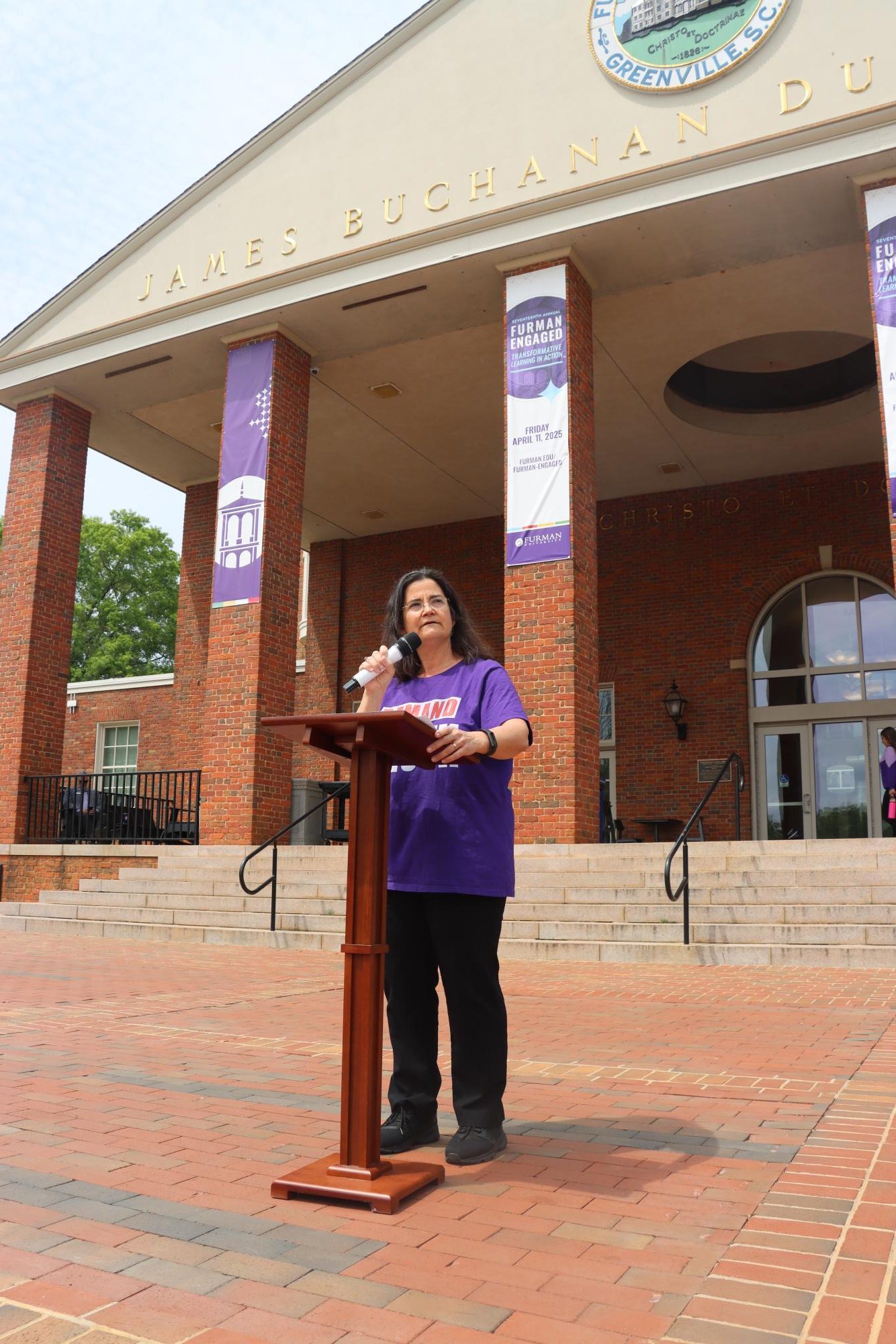 “Furman Stands Up” Rally Draws Crowd of Concerned Students